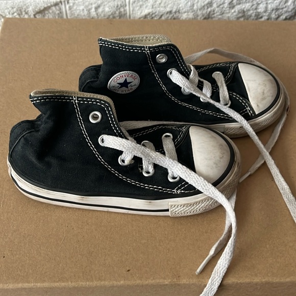 Converse Other - Kids black high top Converse size 7